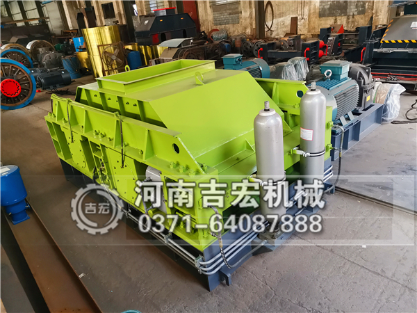 沙場(chǎng)破碎機(jī)