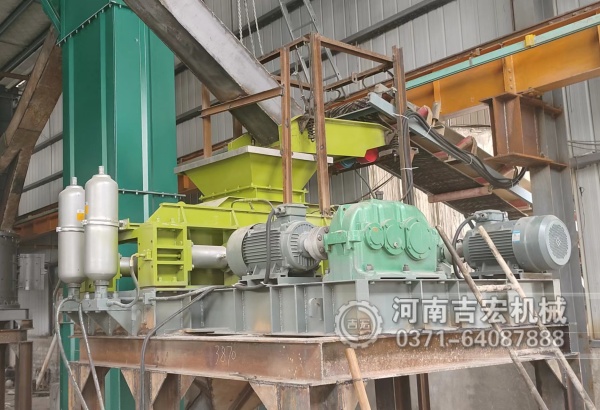 小型沙場用的是什么破碎機,性能優勢是什么？